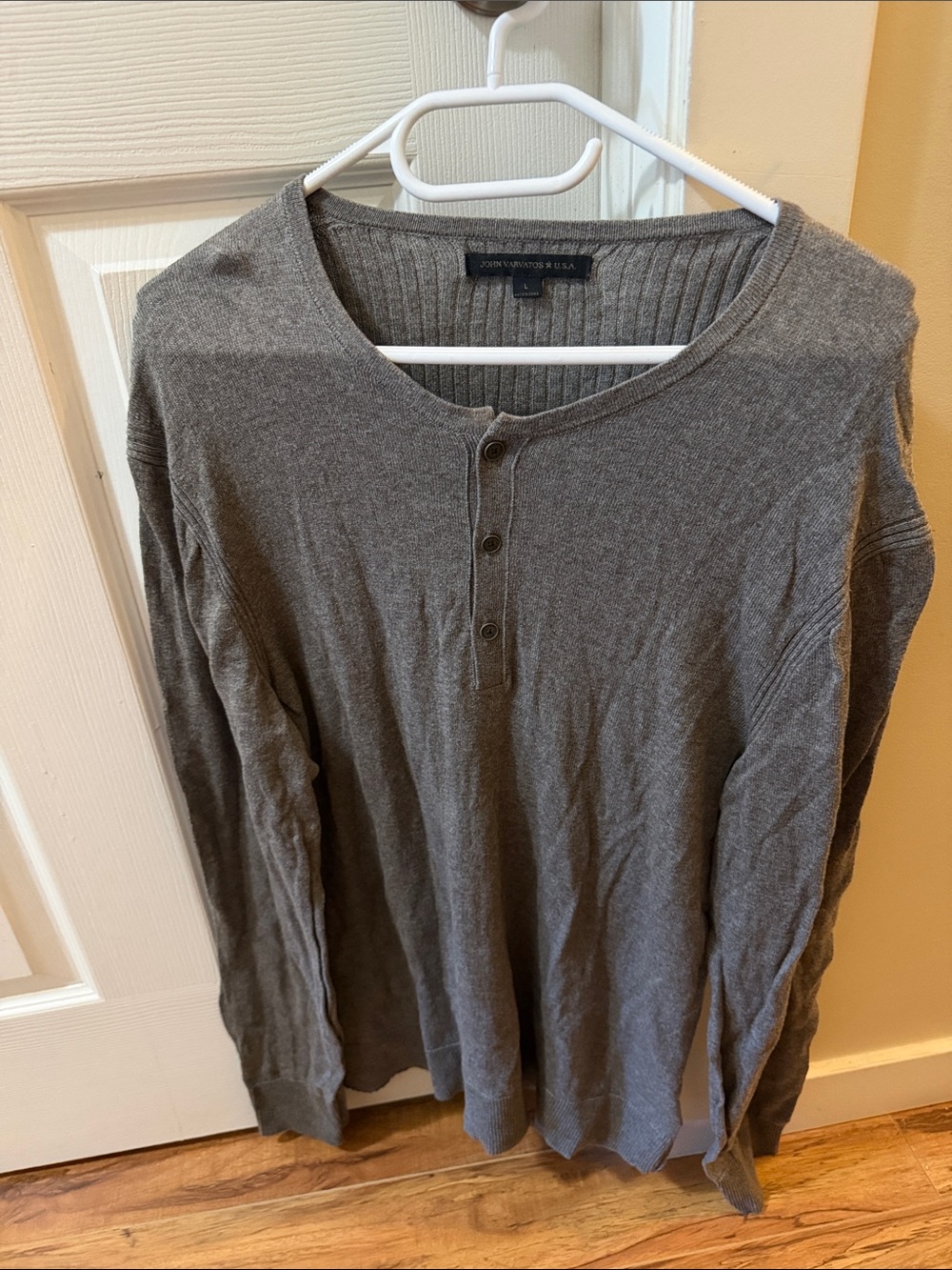 John Varvatos Charcoal Gray Long-Sleeve Henley